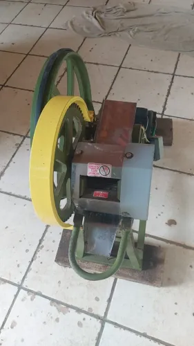 Vendo Moinho (moedor) para cana