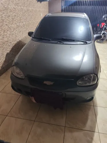 Chevrolet Corsa SED Class.spirit 1.0/1.0 Flexpower (álcool) 2005