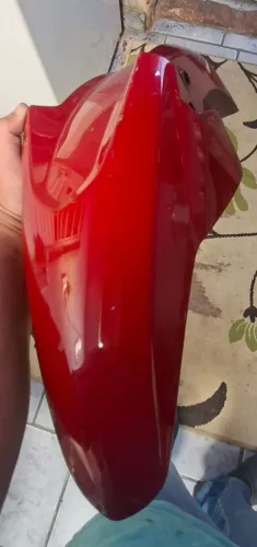 Paralama Honda titan fan 160 2022 vermelho