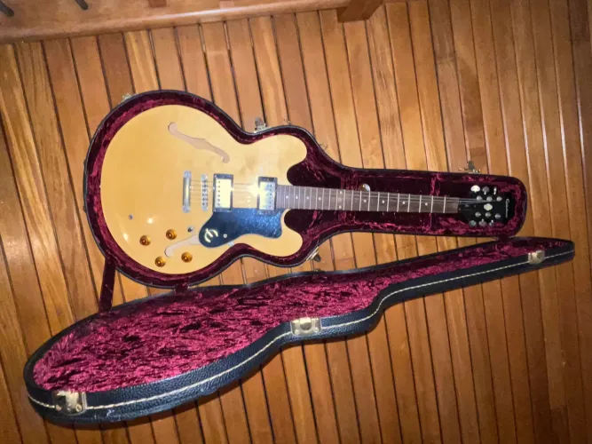 Guitarra Epiphone Dot Na