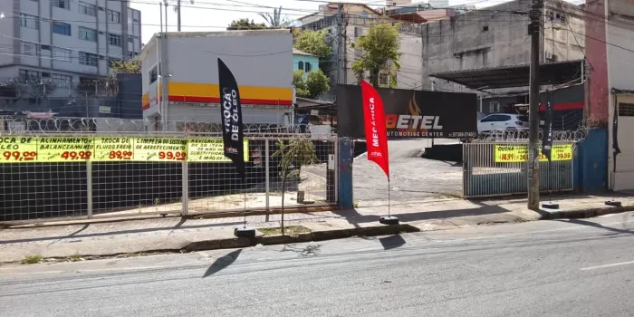 Vendo urgente mecânica lava jato alinhamento polimento troca de óleo.