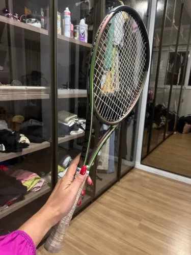 Raquete Wilson blade v8