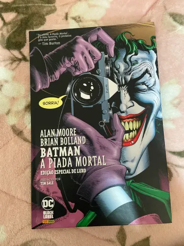 Hq Batman A piada mortal capa dura Panini Books 