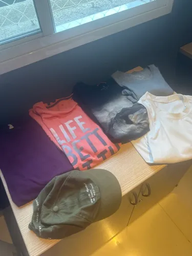 Kit camisetas de marcar conceituadas como : Armani , VR, Suncoast , e outras ?