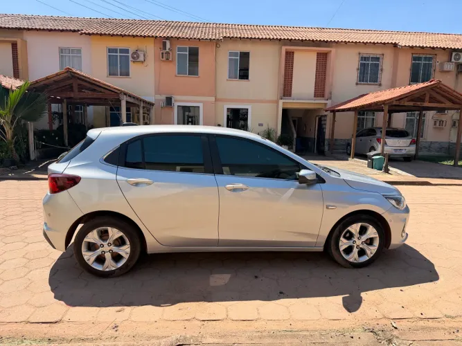 Chevrolet Onix Hatch Premier 1.0 12V TB Flex Aut. 4P 2020