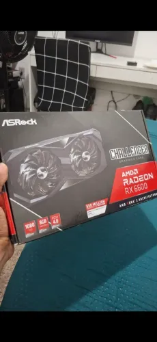 Placa de vídeo RX 6600 8GB com caixa