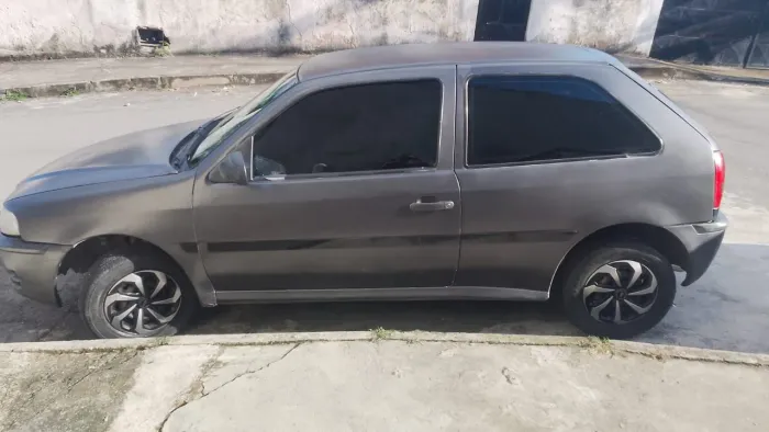Volkswagen Gol 1.0 Plus 8V 2P (álcool) 2004