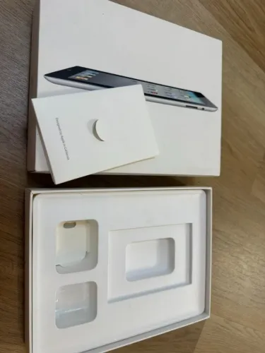 Caixas Apple vazias - iPhones e iPad