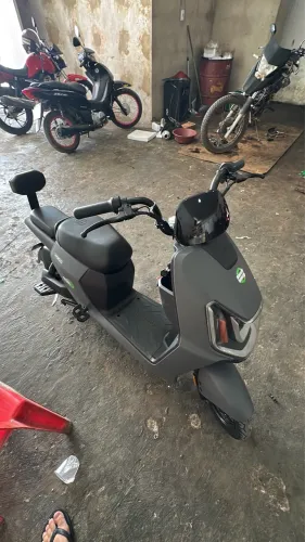 Moto elétrica lacrada!!!