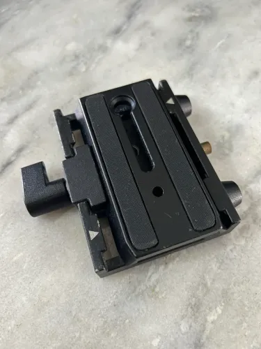 Plate Quick Release Manfrotto 557