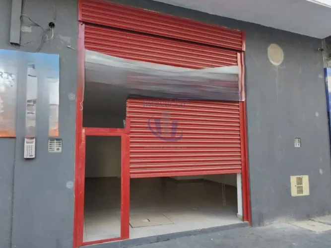 Loja 55m², banheiro e copa, ao lado do Metrô Bresser, pronta pra uso
