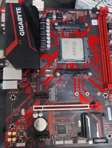 Placa mãe gigabyte b450m gaming
