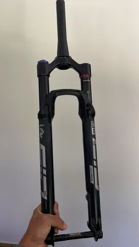 Suspensão Rockshox