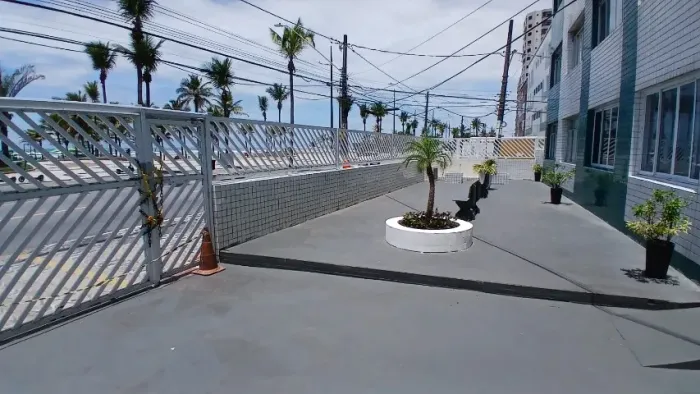 Kit frente mar - andar térreo - Portaria 24 e garagem - Vila Tupi Praia Grande