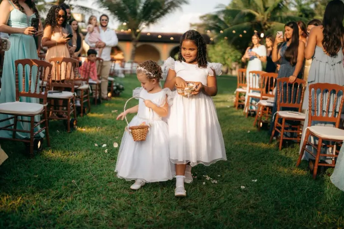 Vestido branco para daminha de honra ou formatura 