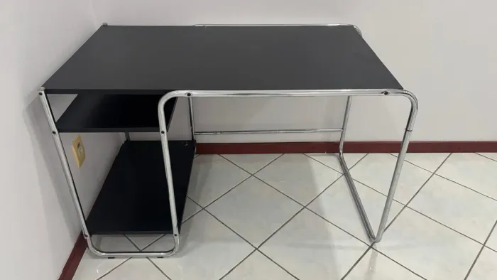 Mesa escritório preta