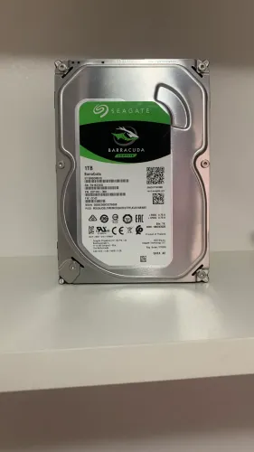 HD 1TB Seagate Barracuda ST1000DM010