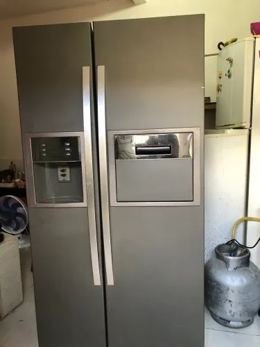 Geladeira side by side Electrolux