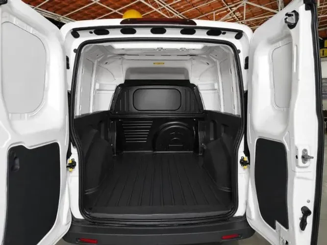 Fiat Fiorino Furgão EVO 1.4 Flex 8V 2P 2021