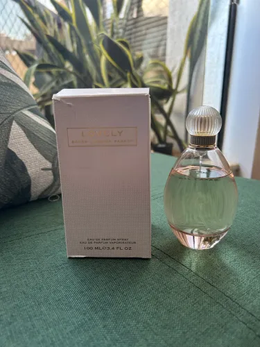 Perfume Sarah Jessica Parker Lovely Eau de Parfu