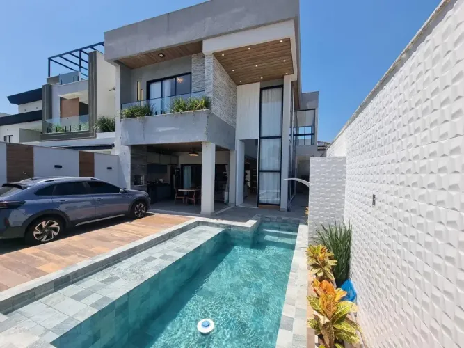 Casa Contemporânea Recreio dos Bandeirantes