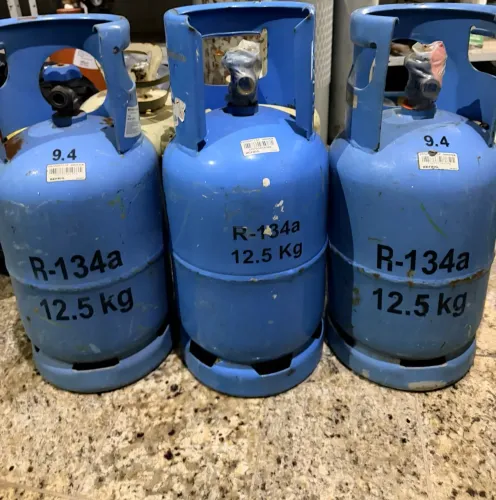 R134
