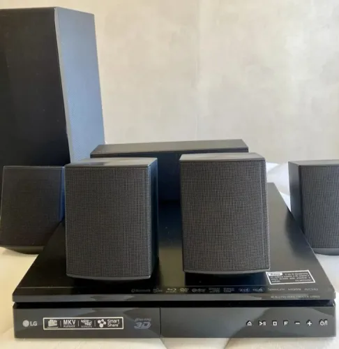 Home theater LG Blu-Ray 3 Lhb625m 5.1 canais 