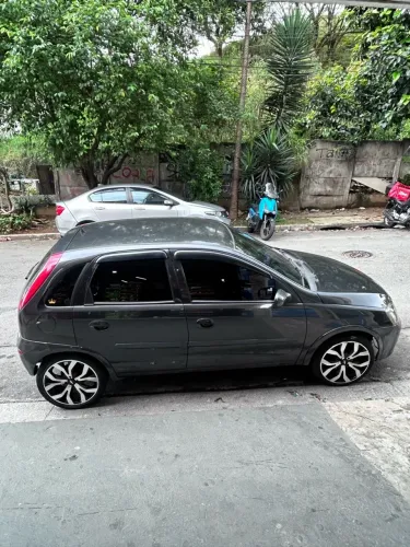 Chevrolet Corsa Hatchback 1.8 MPFI 8V 102cv 5P 2002