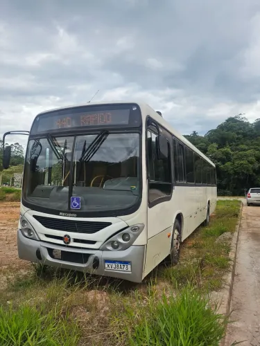 Ônibus urbano Torino 45 lugares