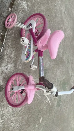 Bicicleta menina