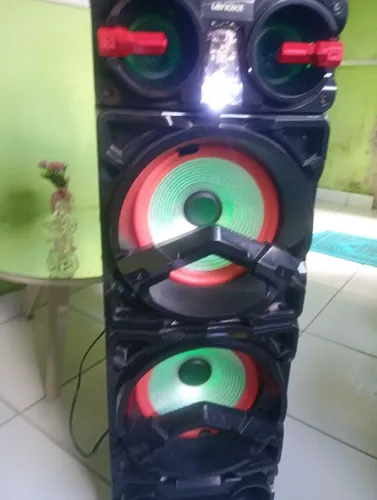 Esse Som tem mil watts de potência, é pra vender logo