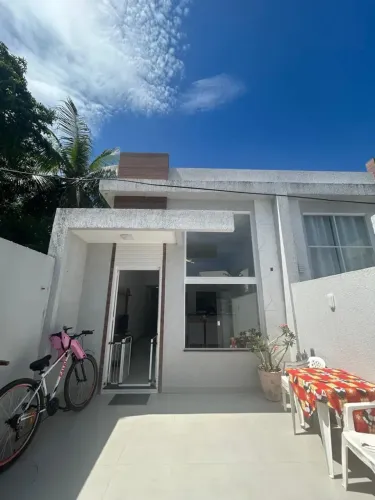 Ilha de Guaratiba, RJ condomínio Casa linear com 2 quartos (1 suíte)