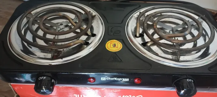 Vendo fogão de duas bocas elétrico 2500w de potência novo na caixa 