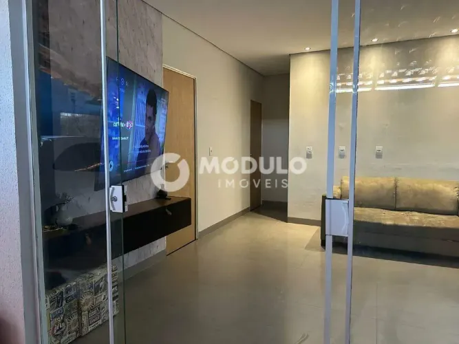 CASA RESIDENCIAL à venda, 2 quartos, 1 suíte, 3 vagas, PANORAMA - Uberlândia/MG