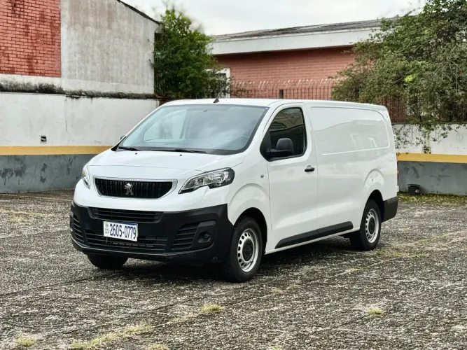 Peugeot Expert Cargo 1.5 Turbo Diesel 2023