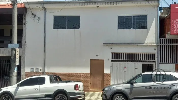 Salão Comercial 160m² na Vila Hortência - Excelente Localização
