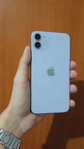 Iphone 11 (64 gb)