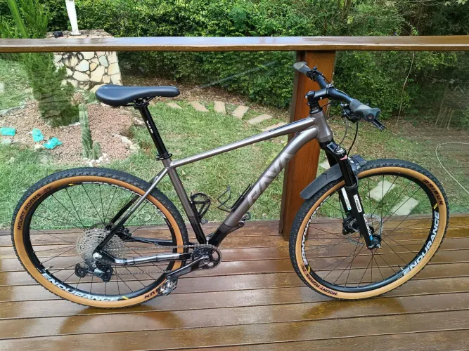 Bicicleta aro 29 Rava Nasca 12v Shimano deore 6100