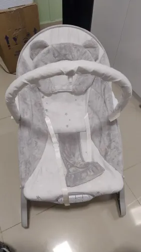 Cadeira infantil de balanço