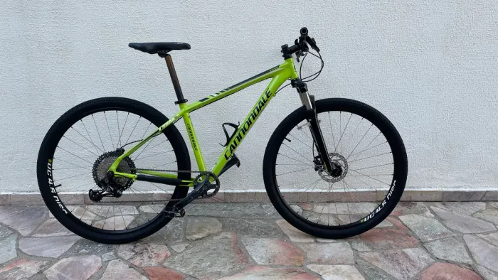 Mountain Bike Cannondale Aro 29, tamanho M