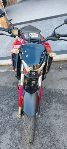 Vende-se FZ 15 2025 muito nova!