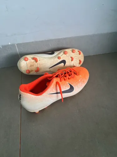 Chuteira Nike Mercurial Vapor Laranja - Campo - Tamanho 36/37, Chuteira usada Original.