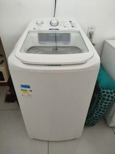 Vende-se Máquina de lavar 8KG