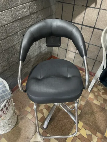 CADEIRA DE BARBEIRO/ CABELEIREIRO