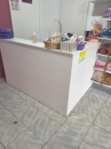 Adora esse balcão moderno para sua loja!