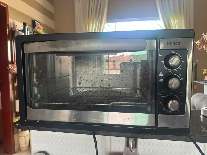 Vendo este forno elétrico Philco de 46 L