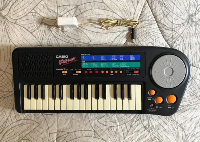 Teclado Casio Rapman Dj Vintage Antigo 32 Teclas C Fonte 110