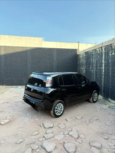 Fiat Uno Attractive 1.0 EVO Fire Flex 8V 5P 2020