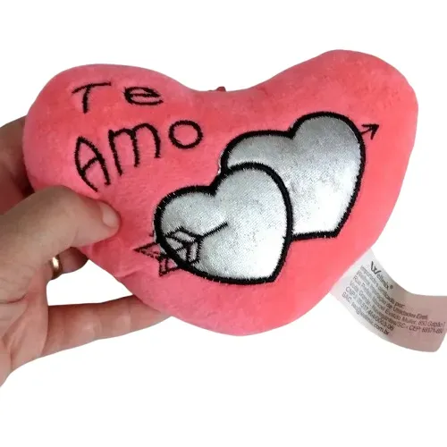 Almofada Coração Rosa 15cm com frase "Te Amo" - Pelúcia Romântica e Macia Cestas Presente 