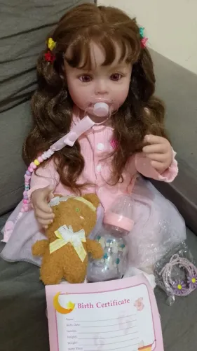 Boneca Reborn de silicone 60 centímetros nova na caixa realista